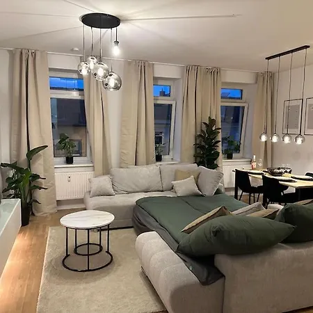 Luxus 2 Mit Stellplatz Und Balkon