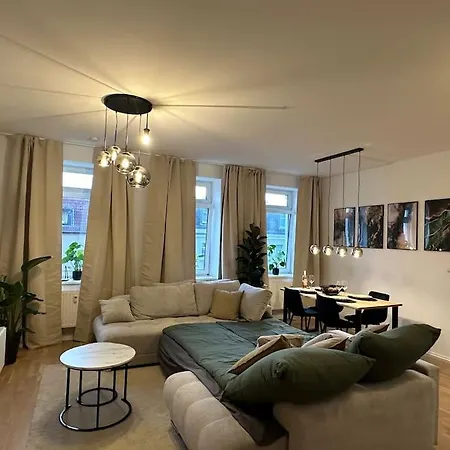 公寓 Luxus 2 Mit Stellplatz Und Balkon